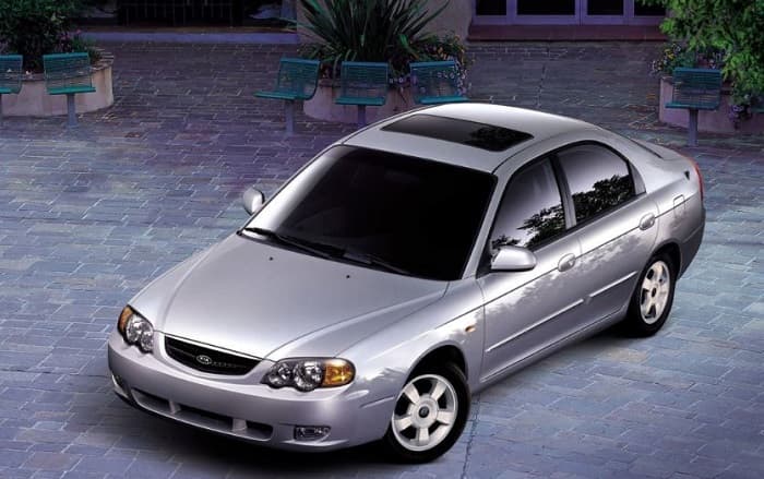 Kia shuma 2004
