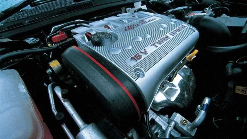 Descripción del motor Alfa Romeo 146 2.0L